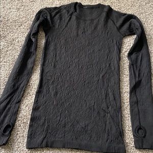 LuluLemon Long-Sleeve Top